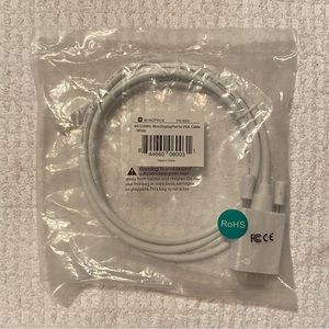Monoprice 6ft 32AWG Mini DisplayPort to VGA Cable White Color